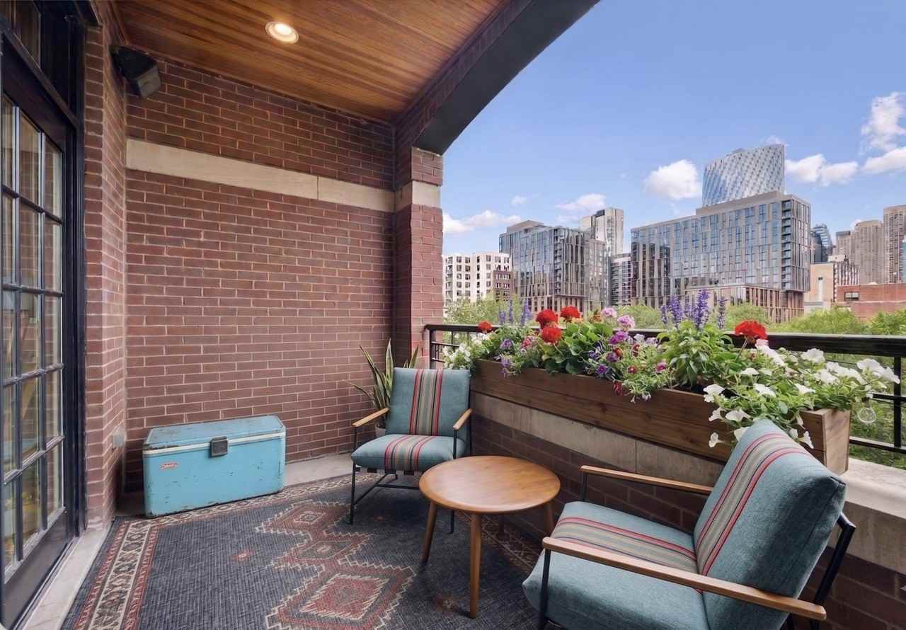 106 S Sangamon St #3S - Photo 7 of 20