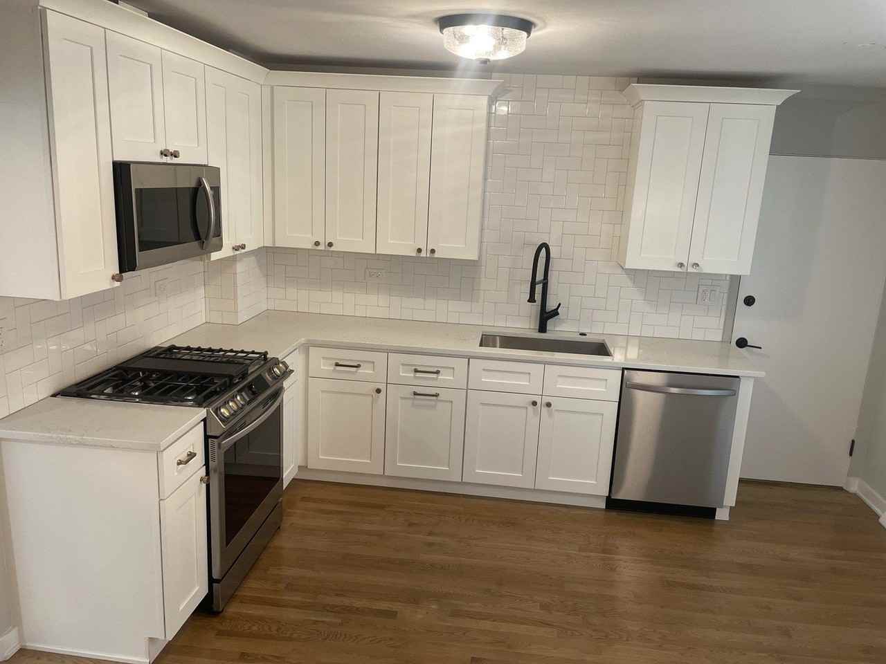 117 E 6th Ave - Photo 4 of 15