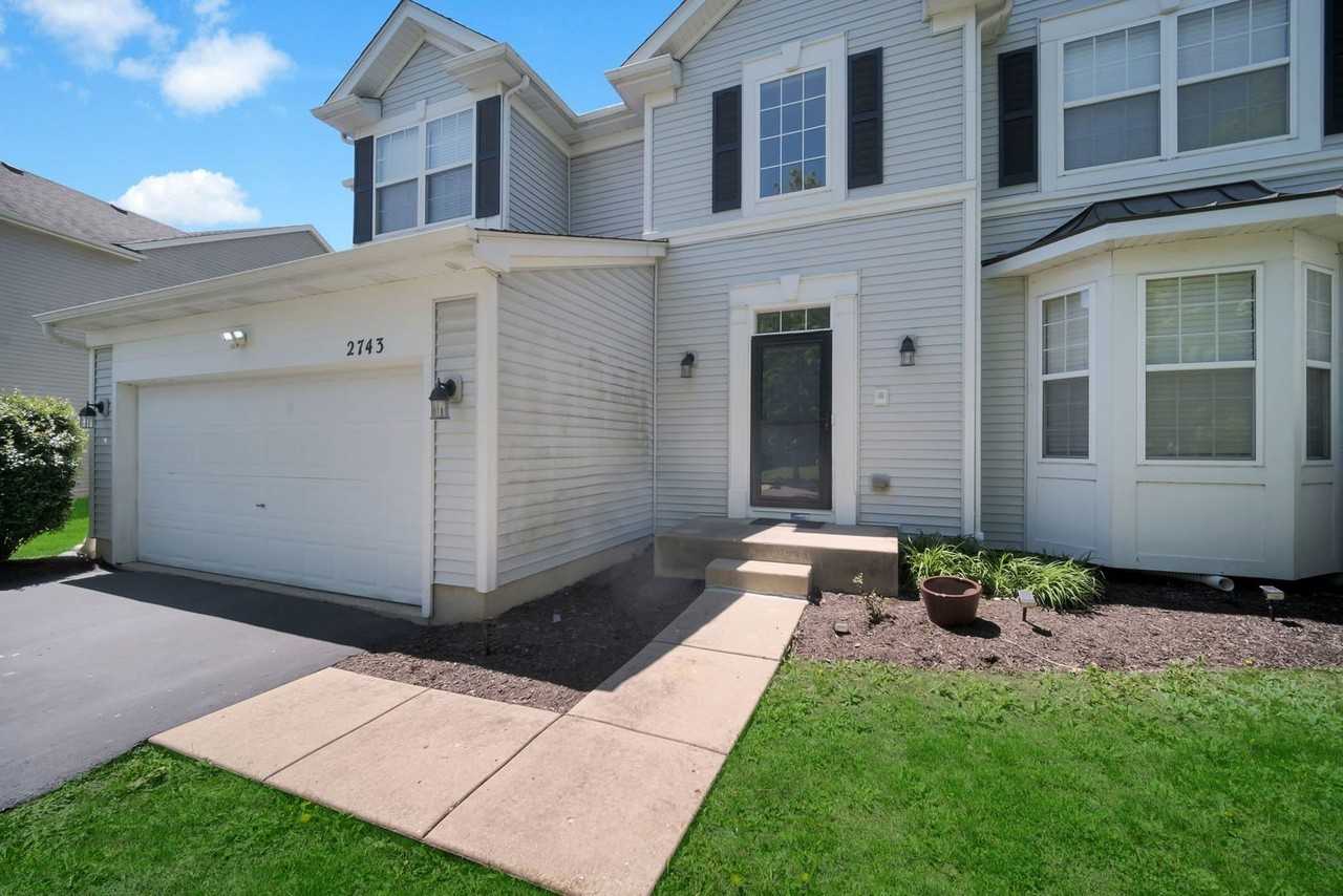 2743 Rourke Dr #2743 - Photo 2 of 40