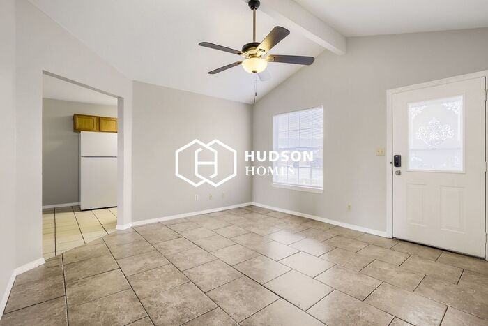 127 Carly Ln - Photo 5 of 13