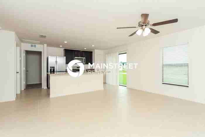 35644 Rose Moss Ave - Photo 3 of 16