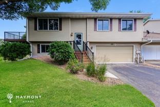 8433 Thomas Ct N - Photo 1 of 1