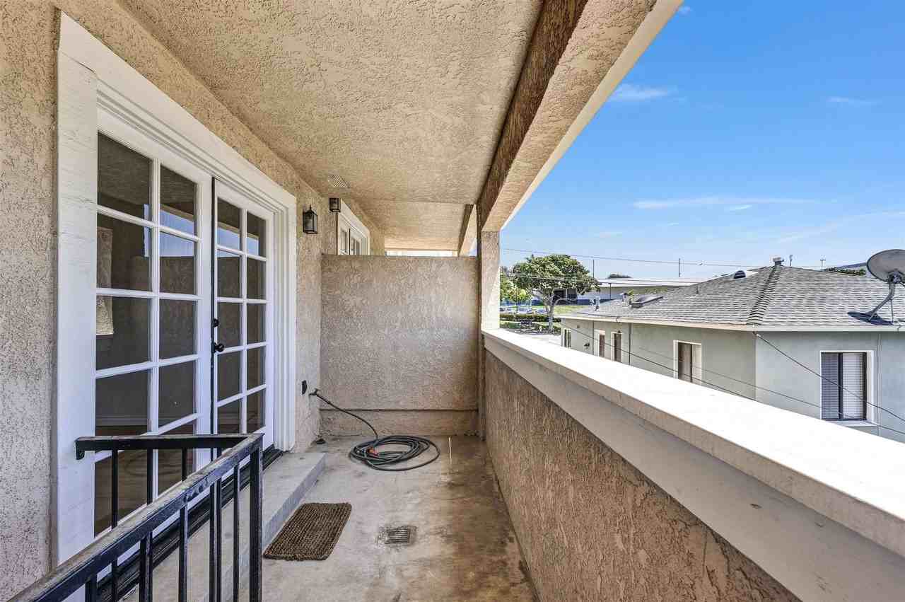 203 N Lucia Ave - Photo 6 of 19