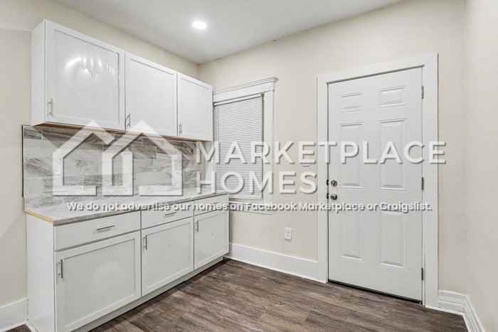 5203 25th St - Photo 7 of 18