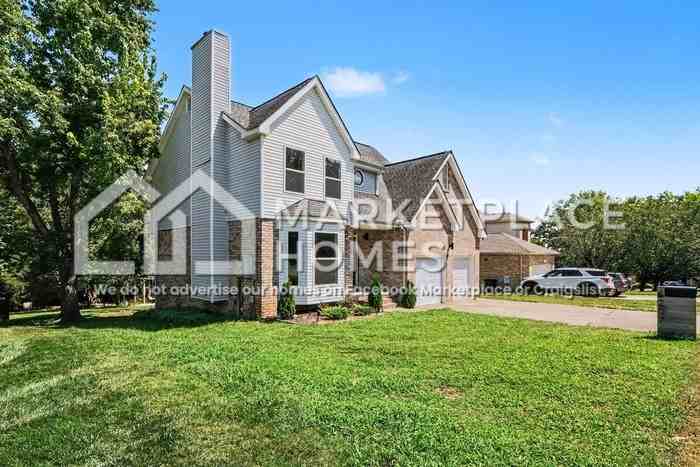 207 Waterview Dr - Photo 2 of 27