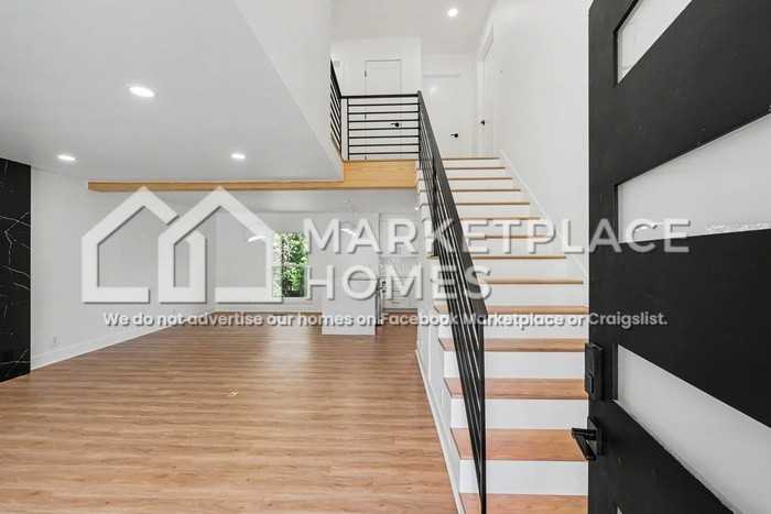 207 Waterview Dr - Photo 3 of 27