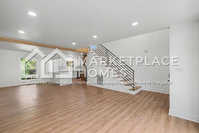 207 Waterview Dr - Photo 5 of 27