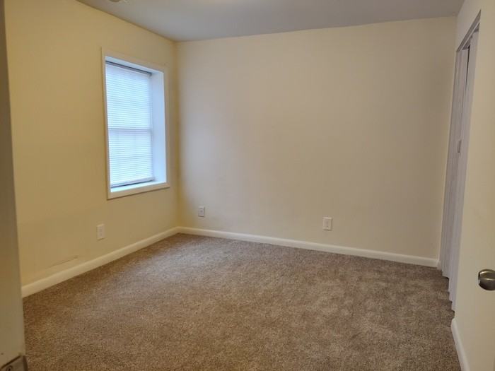 329 Oak St #329 - Photo 6 of 8