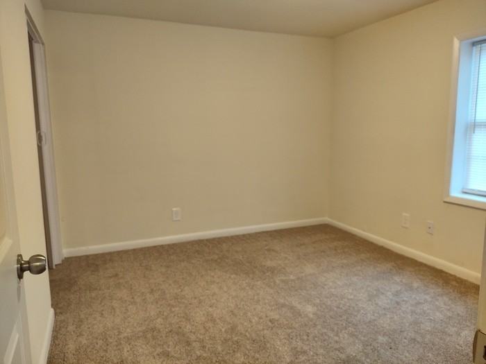 329 Oak St #329 - Photo 7 of 8