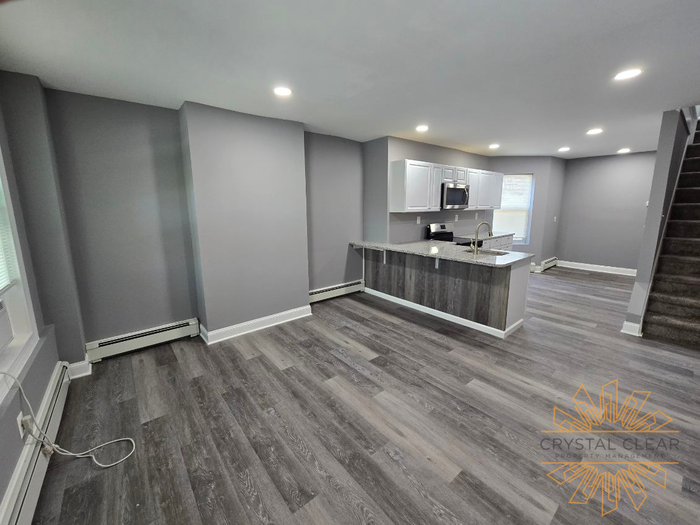 1216 N King St #2 - Photo 2 of 16