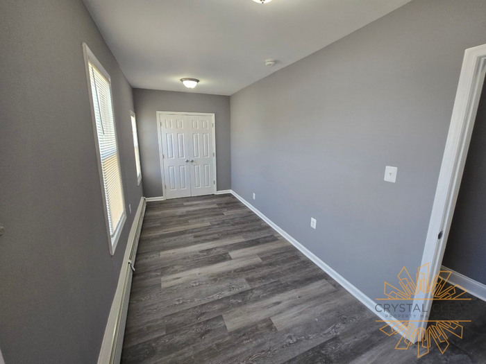 1216 N King St #2 - Photo 7 of 16