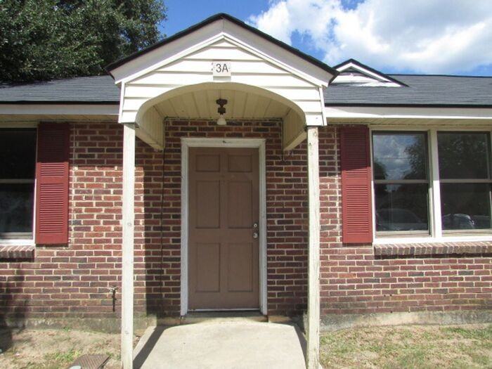 3 Dixie Dr #A - Photo 2 of 11