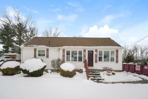 featured image of 23592 High Rd