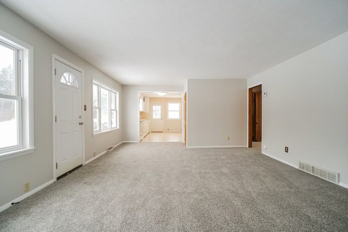 23592 High Rd - Photo 5 of 15