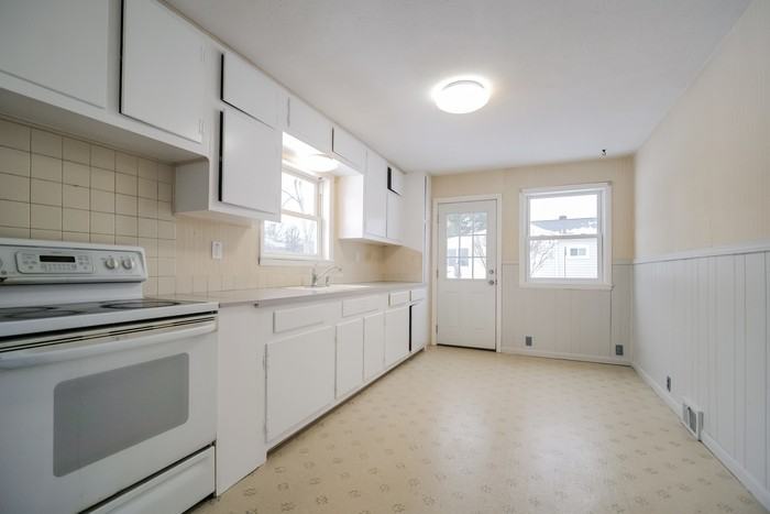 23592 High Rd - Photo 7 of 15