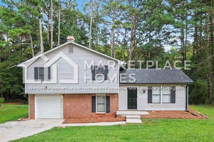 4503 Dogwood Farms Dr - Photo 3 of 33