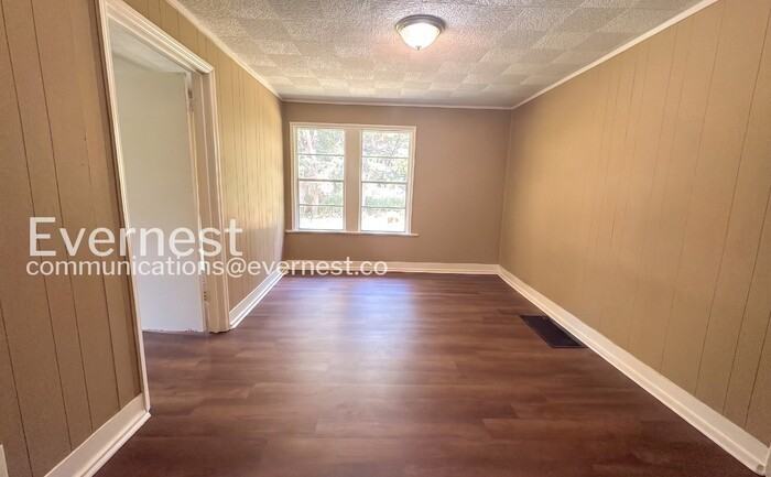 3417 Park Ave Sw - Photo 6 of 22