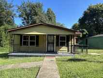 600 Main St - Photo 1 of 1