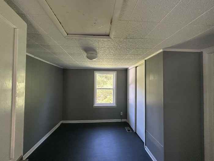 600 Main St - Photo 4 of 18