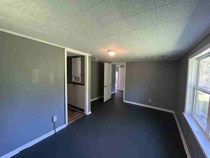 600 Main St - Photo 6 of 18