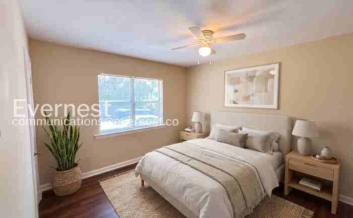 1018 Wynnwood Rd - Photo 4 of 18