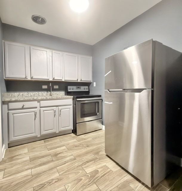 8627 S Ingleside Ave #1A - Photo 4 of 7