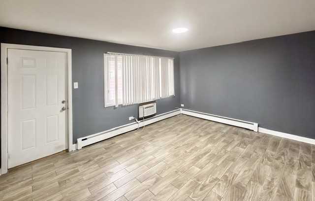 8627 S Ingleside Ave #1A - Photo 7 of 7
