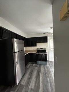 6208 Ambleside Dr #D - Photo 4 of 13