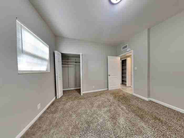 11514 Soforenko Dr - Photo 7 of 20