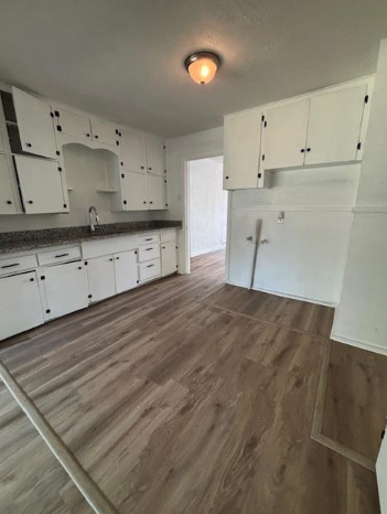2913 Avenue A - Photo 6 of 9