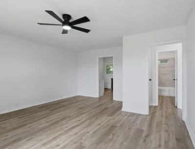 607 S Austin St - Photo 5 of 12