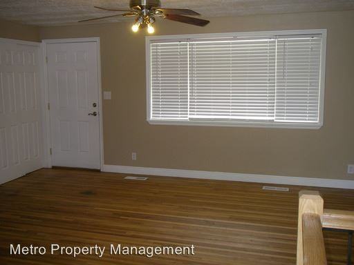 1115 N 450 W - Photo 3 of 8