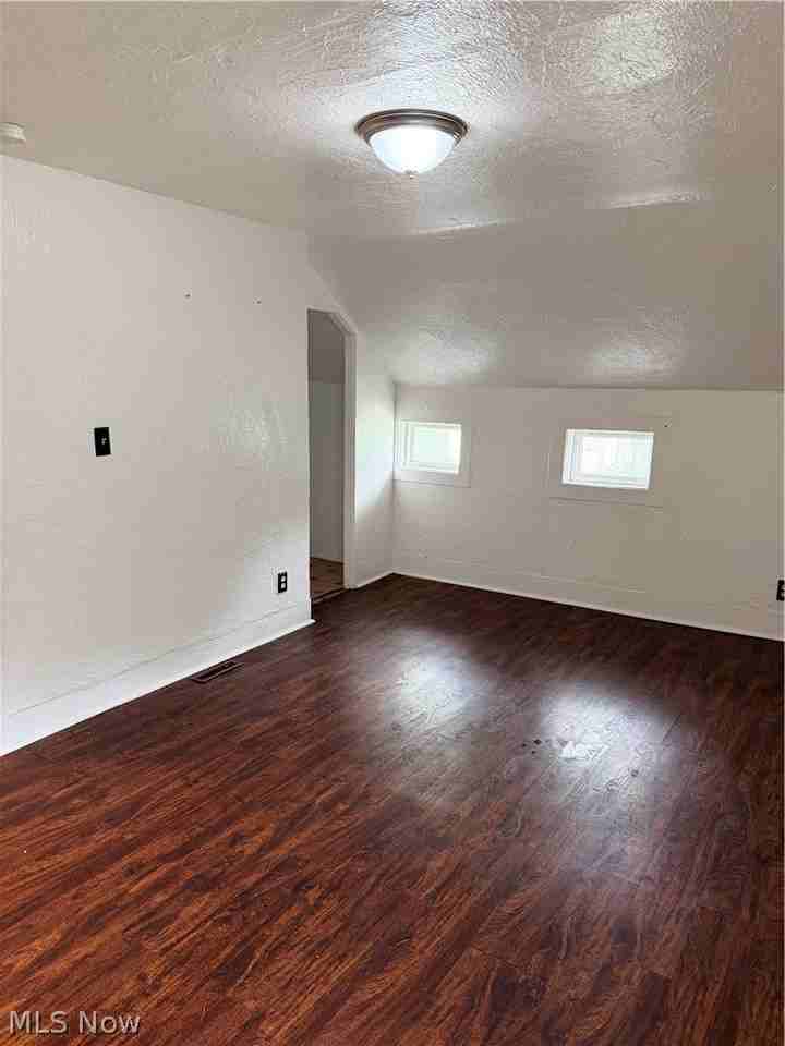 6603 Charter Ave - Photo 2 of 11