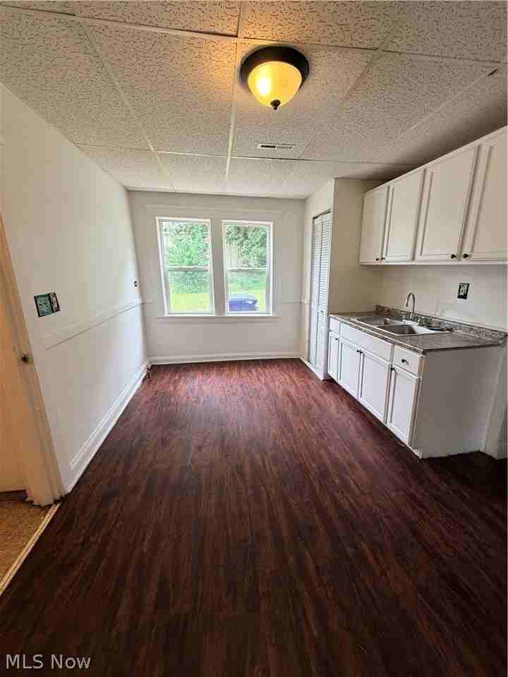 6603 Charter Ave - Photo 6 of 11
