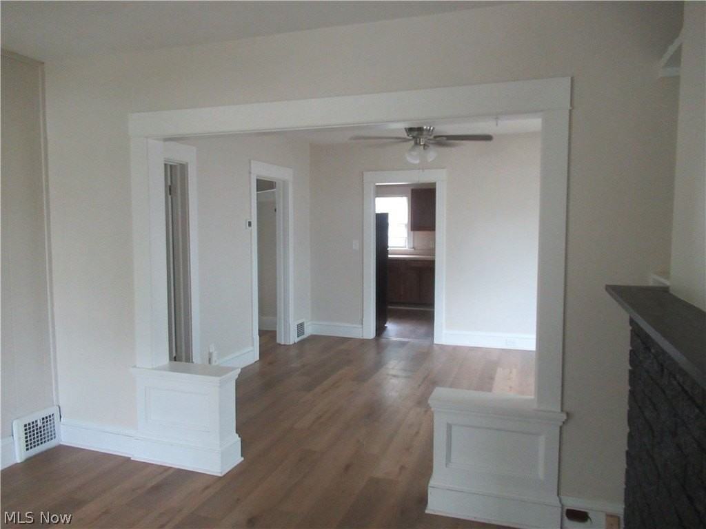 1520 Ridgewood Ave - Photo 6 of 20