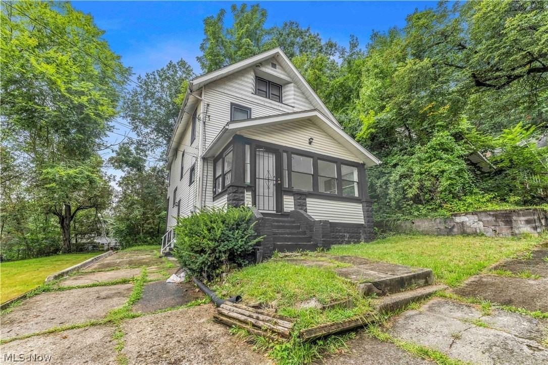 712 Roselle Ave #BUP - Photo 2 of 17