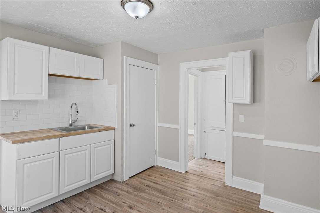 3685 E 149th St - Photo 6 of 28