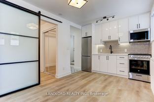 2520 Bloor St W #23 - Photo 1 of 1