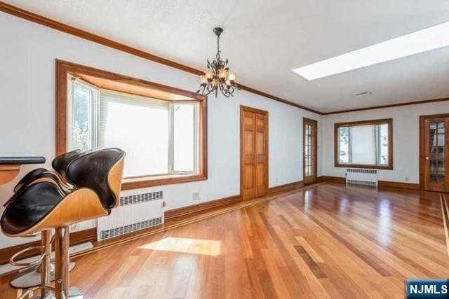 34 Glenview Ter - Photo 5 of 24