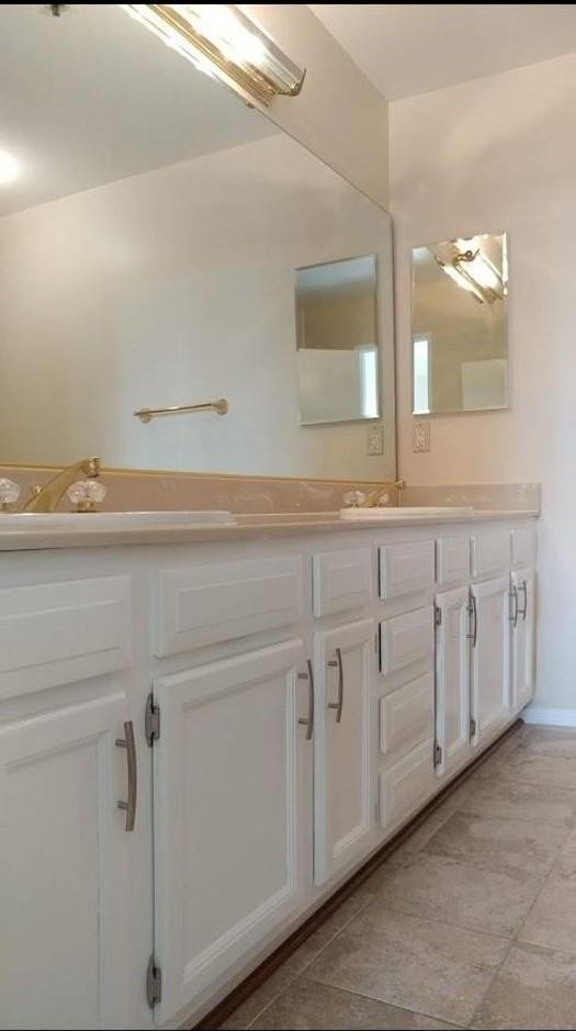 3450 3rd Ave - Photo 3 of 21