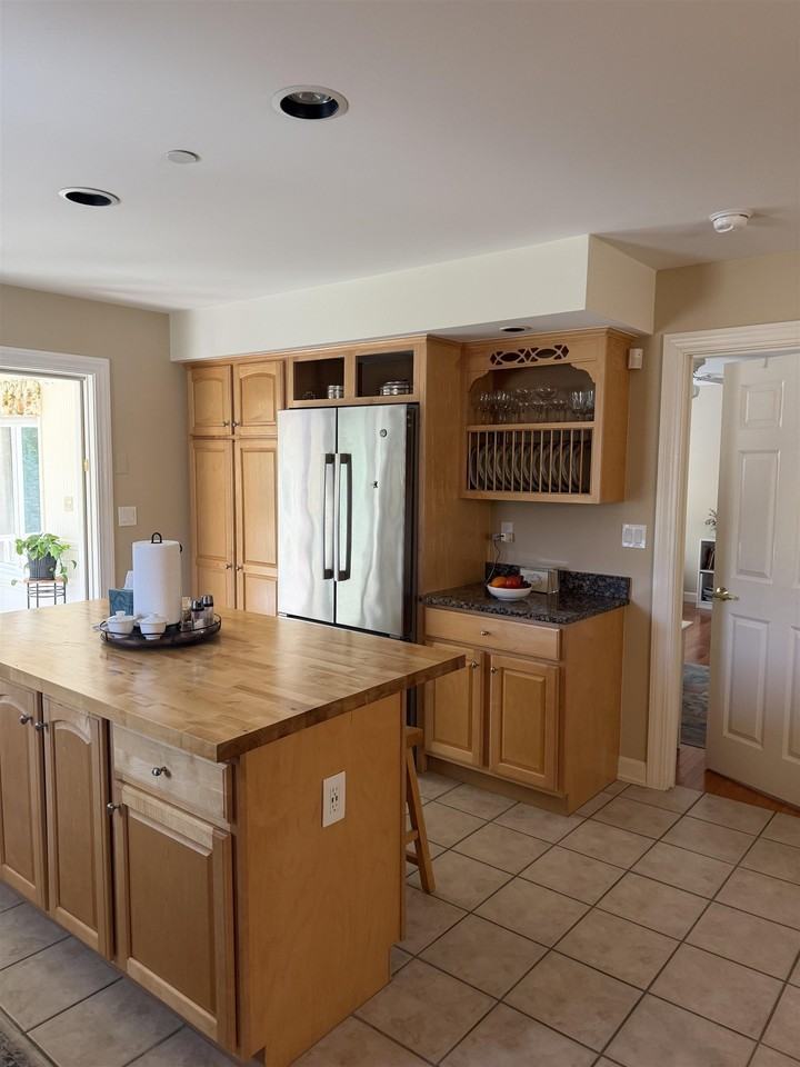 2 Emily Cir - Photo 7 of 21