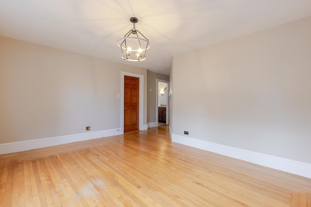 324 Laurel St #1stFL - Photo 7 of 20
