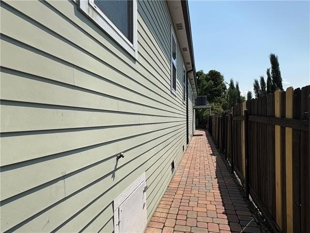 312 W Virtue St - Photo 2 of 13