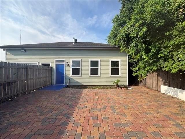 312 W Virtue St - Photo 3 of 13