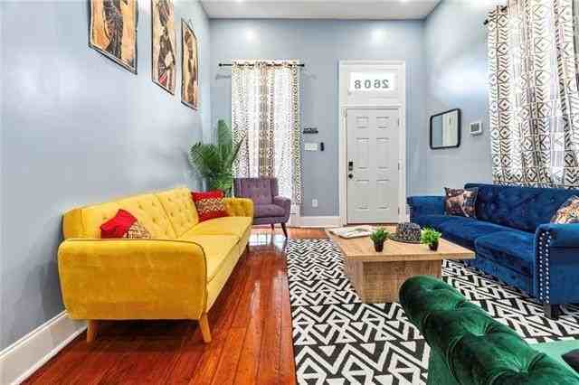 2608 Magnolia St - Photo 3 of 16