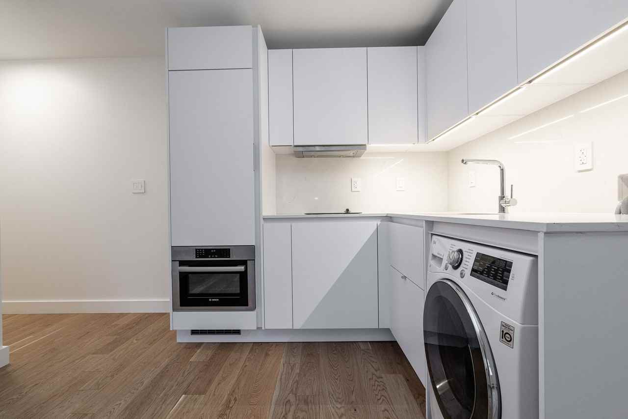 122 Dowling Avenue - Photo 3 of 13