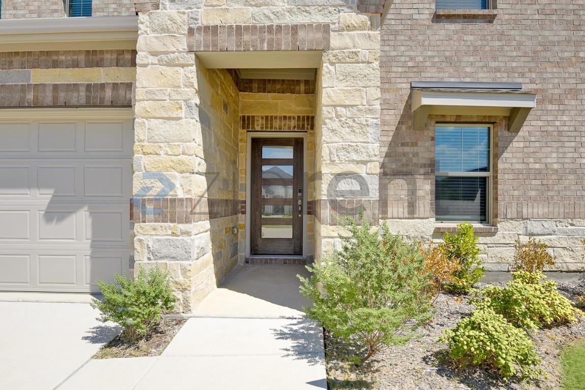 3907 Edmondson Dr - Photo 4 of 31