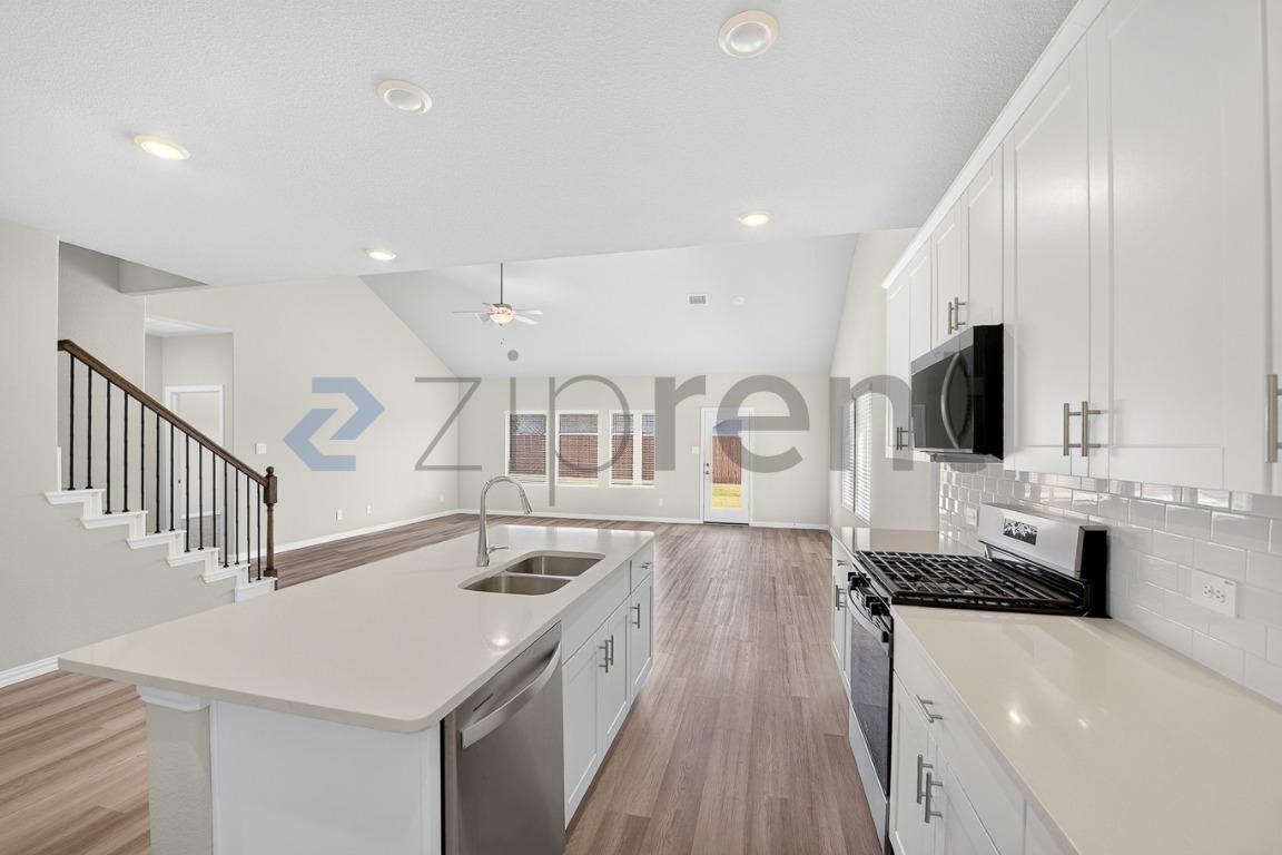 3907 Edmondson Dr - Photo 7 of 31