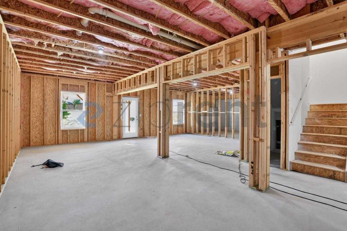 56 Andalusa Ct - Photo 7 of 37
