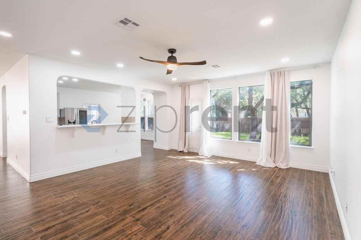 512 Clover Flat Rd - Photo 4 of 32